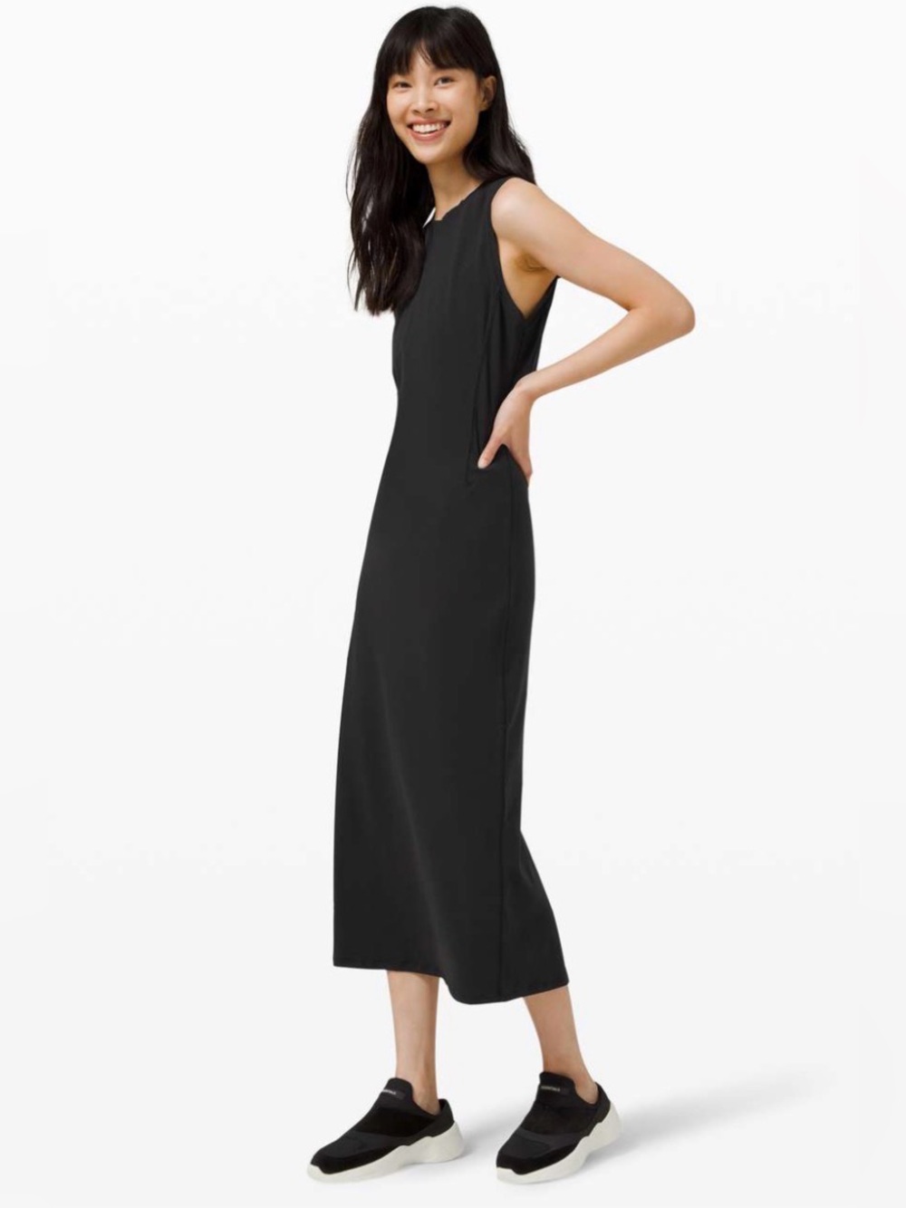 Lulu All Aligned Midi Dress in Black